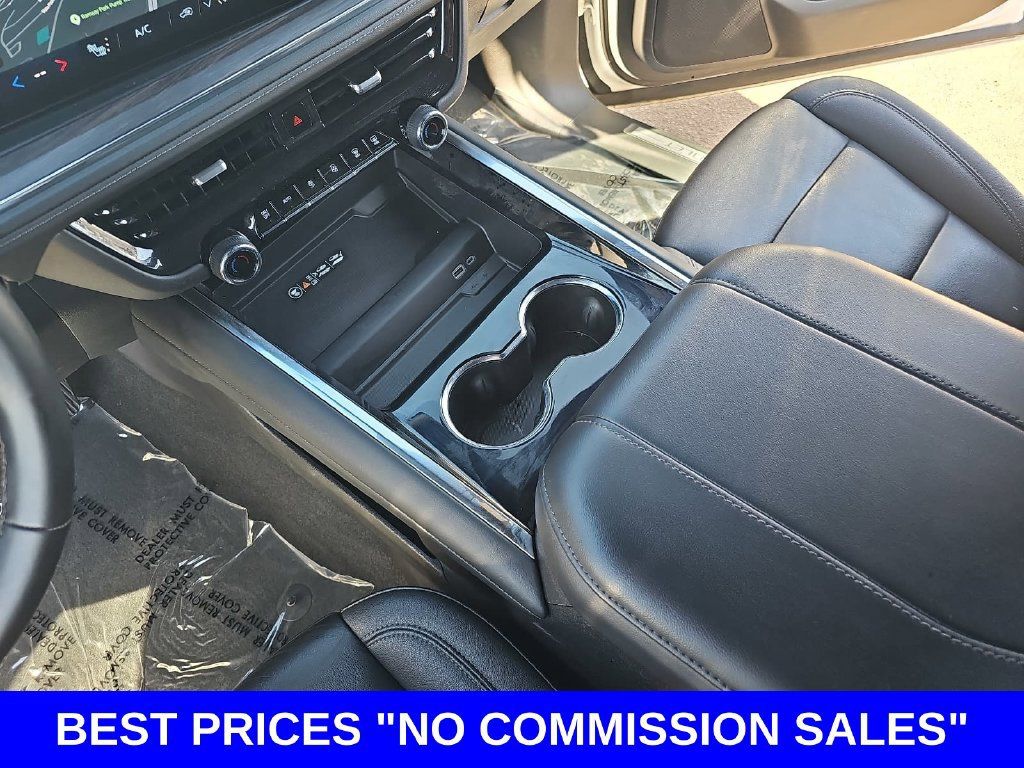 Used 2025 Chevrolet Tahoe LT RWD image 26