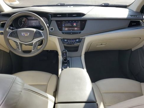 Used 2021 Cadillac XT5 Premium Luxury w/ LPO, Floor Liner Package AWD/4WD image 16