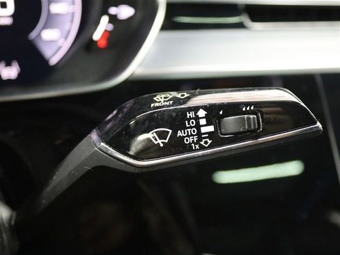 Used 2019 Audi A8 L 3.0T w/ Luxury Package image 37