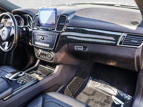 Used 2017 Mercedes-Benz GLE 350 4MATIC image 28