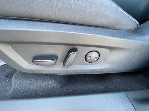 New 2025 Nissan Murano SV image 13