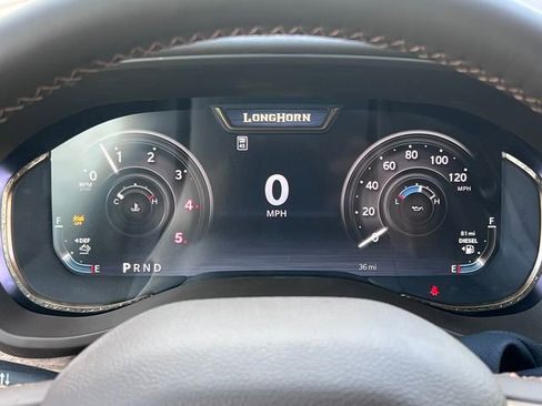 Used 2025 RAM 2500 Limited AWD/4WD image 22