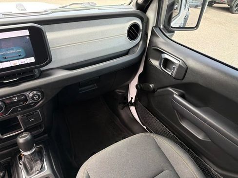 Used 2024 Jeep Gladiator Sport AWD/4WD image 37