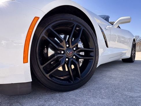 Used 2019 Chevrolet Corvette Stingray Coupe w/ 1LT image 9