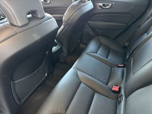 Certified 2025 Volvo XC60 B5 Plus AWD/4WD image 11