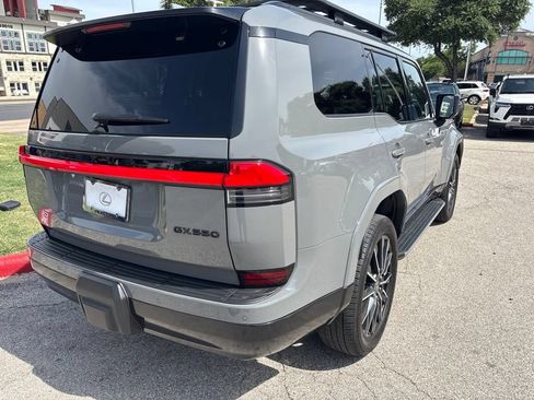 Certified 2025 Lexus GX 550 AWD/4WD image 5