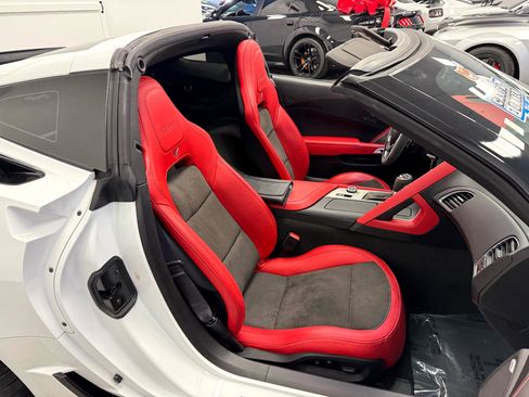 Used 2017 Chevrolet Corvette Z06 image 15