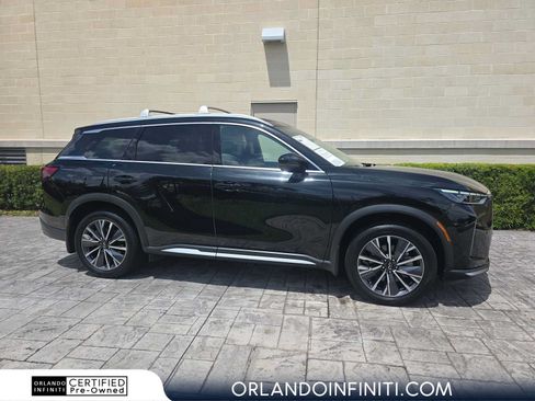 Certified 2026 INFINITI QX60 Luxe w/ Cargo Package FWD image 1