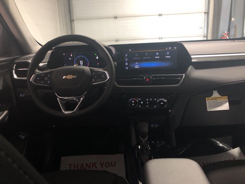 New 2025 Chevrolet TrailBlazer LT w/ Convenience Package image 13