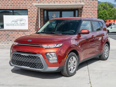 Used 2021 Kia Soul LX FWD image 1