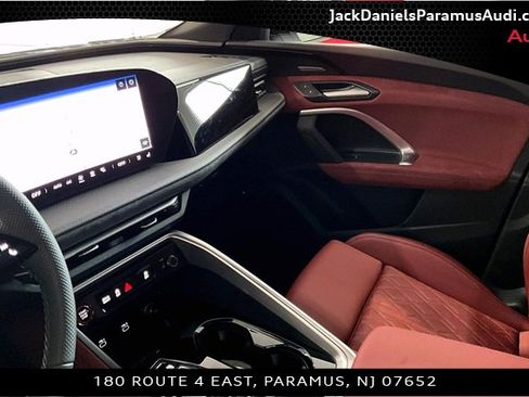 New 2025 Audi SQ5 Premium Plus w/ Premium Plus Package image 7