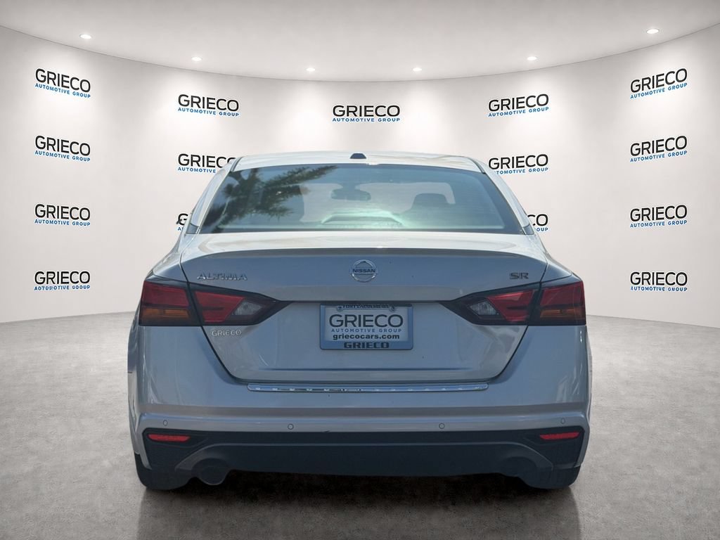 Used 2021 Nissan Altima 2.5 SR FWD image 6