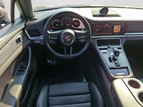 Used 2023 Porsche Panamera RWD image 13