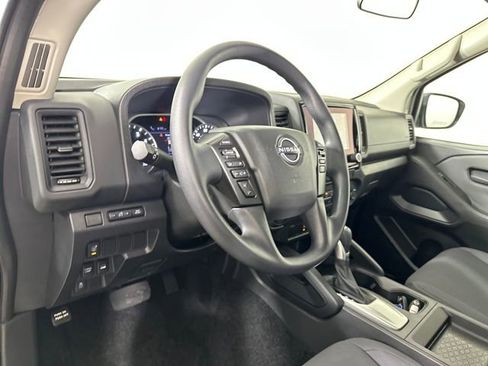 Used 2024 Nissan Frontier S w/ Technology Package image 13