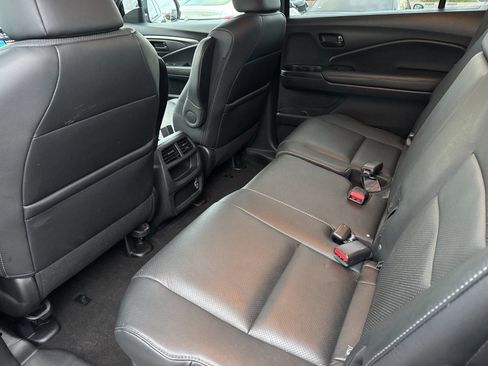 Used 2022 Honda Passport EX-L image 12