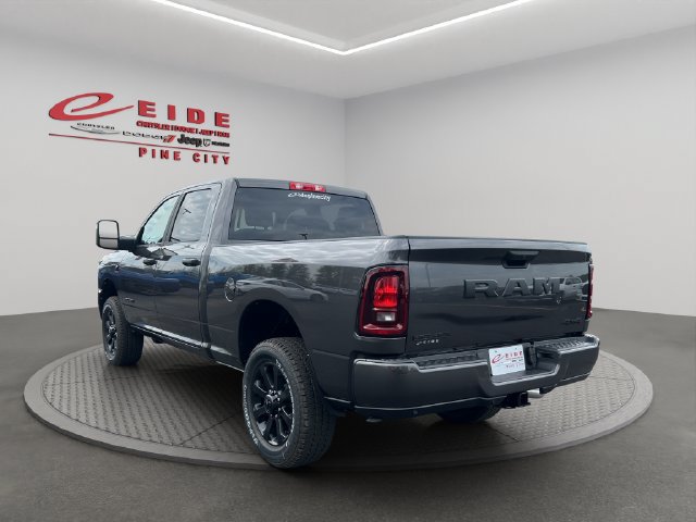 New 2026 RAM 3500 Big Horn AWD/4WD image 6