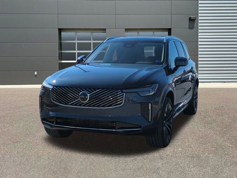 New 2026 Volvo XC90 B6 Plus w/ Protection Package Premier AWD/4WD image 3