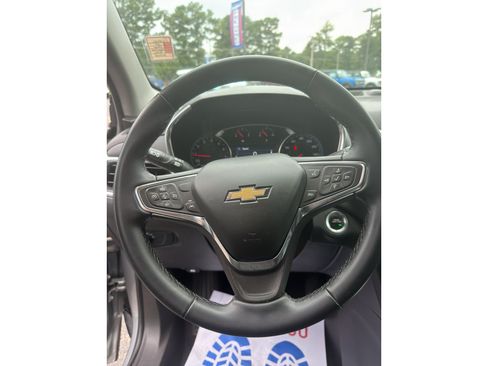 Used 2024 Chevrolet Equinox LT AWD/4WD image 16