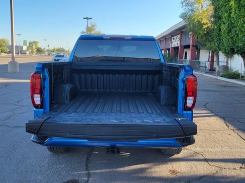 Used 2022 GMC Sierra 1500 Elevation w/ LPO, Elevation Black Package image 11