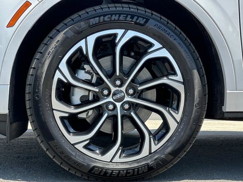 New 2026 Lincoln Nautilus Reserve AWD/4WD image 25