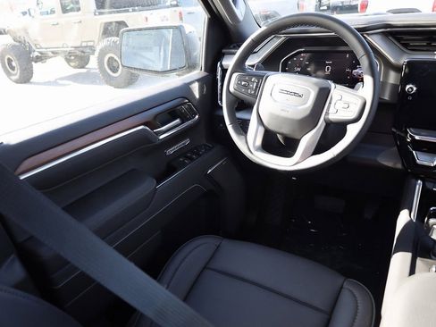 New 2026 GMC Sierra 1500 Denali w/ Technology Package AWD/4WD image 19
