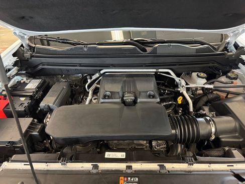 Used 2025 Chevrolet Colorado Z71 w/ Technology Package image 20