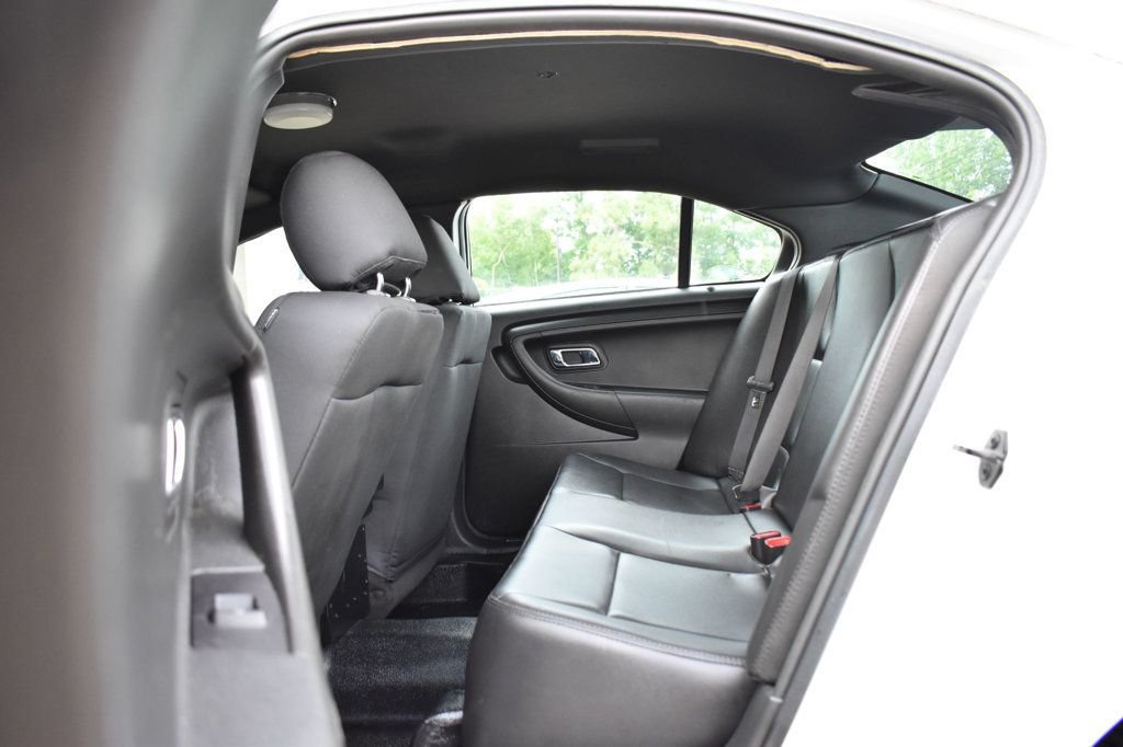 Used 2016 Ford Taurus Police Interceptor AWD image 19