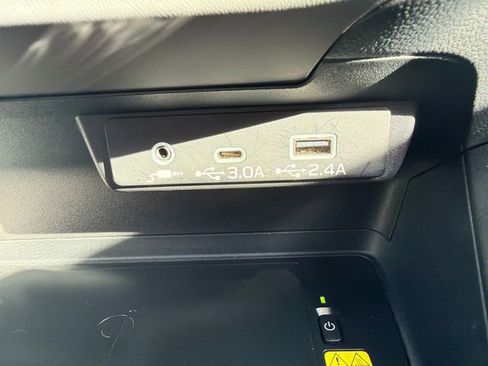 Certified 2025 Subaru Crosstrek 2.5i Limited w/ Popular Package #4A image 34