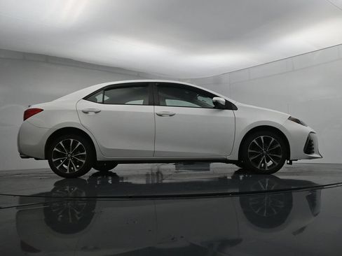 Used 2019 Toyota Corolla SE FWD image 24