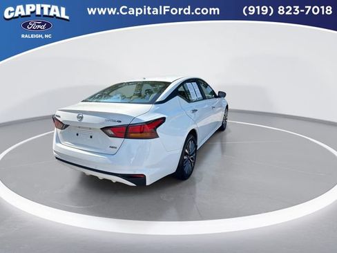 Used 2025 Nissan Altima 2.5 SV AWD/4WD image 8