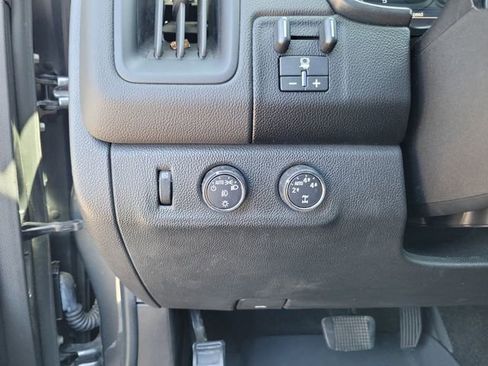 Used 2016 Chevrolet Colorado LT w/ LT Convenience Package image 15