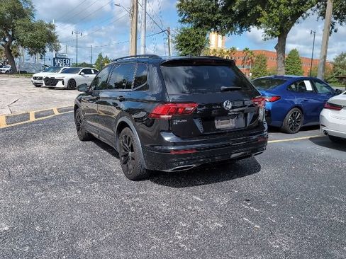 Used 2021 Volkswagen Tiguan SE R-Line AWD/4WD image 4