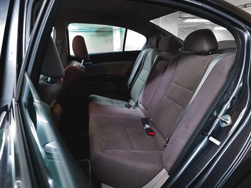 Used 2012 Honda Accord LX image 18