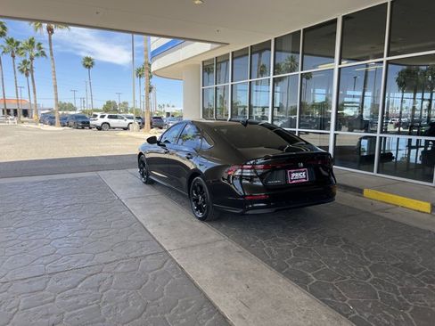 Certified 2025 Honda Accord SE image 23