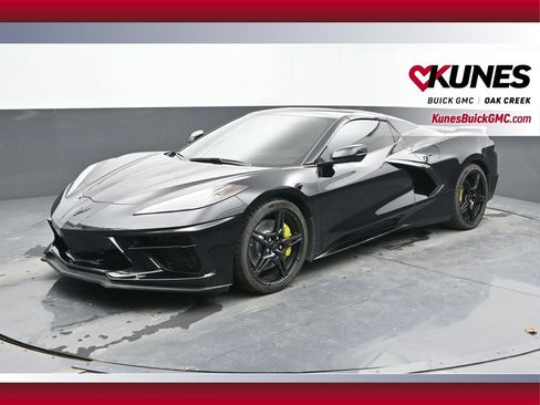 Used 2020 Chevrolet Corvette Stingray Preferred Conv w/ 2LT Preferred Equipment Group RWD image 8