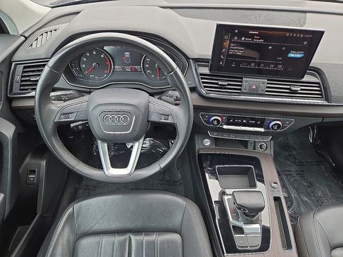 Used 2023 Audi Q5 2.0T Premium w/ Convenience Package AWD/4WD image 19