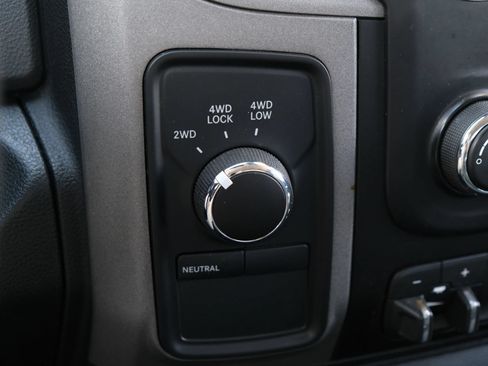 Used 2015 RAM 1500 ST w/ SXT Appearance Group AWD/4WD image 24