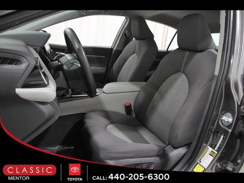 Certified 2023 Toyota Camry LE FWD image 5