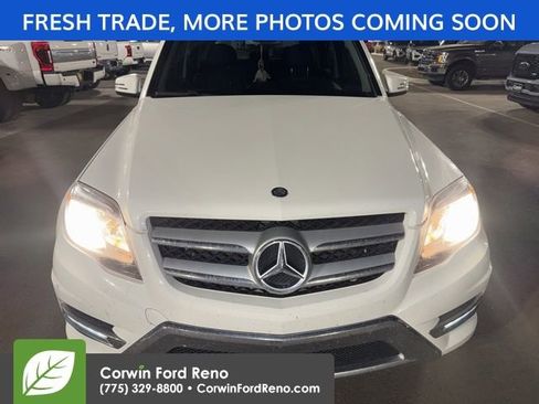 Used 2015 Mercedes-Benz GLK 350 4MATIC image 2