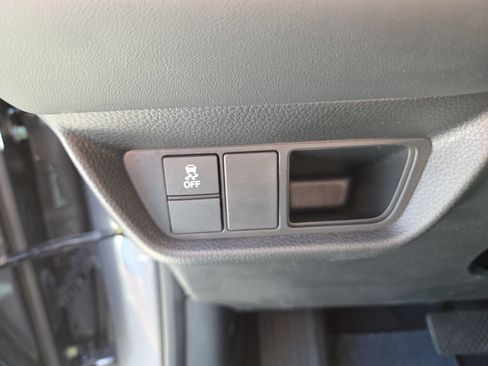 Used 2024 Honda HR-V LX image 10