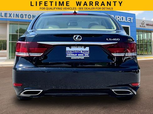 Used 2013 Lexus LS 460 w/ Comfort Pkg RWD image 4