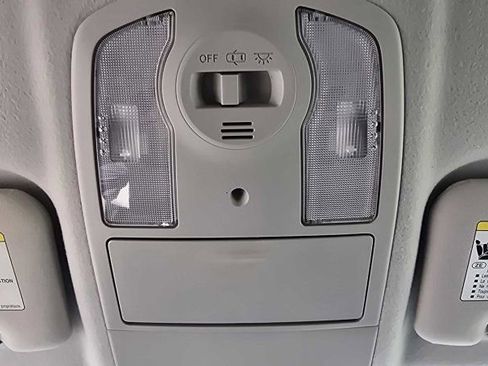 Used 2013 Toyota Prius Three image 23