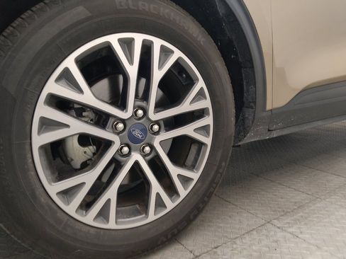Used 2020 Ford Escape SEL FWD image 31
