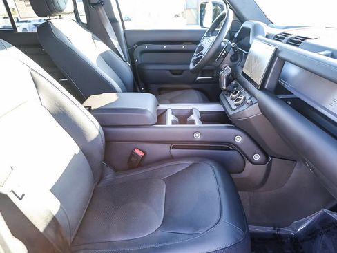 New 2025 Land Rover Defender 110 V8 image 16