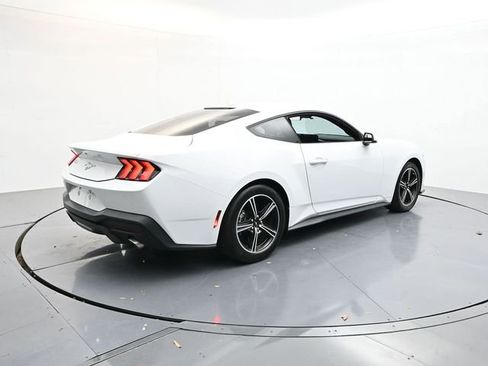 Used 2024 Ford Mustang Premium image 10