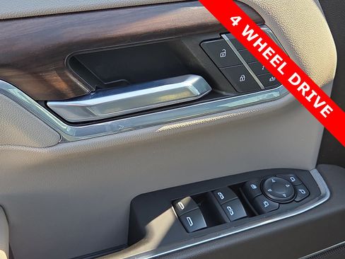 Used 2023 GMC Sierra 1500 SLT image 13