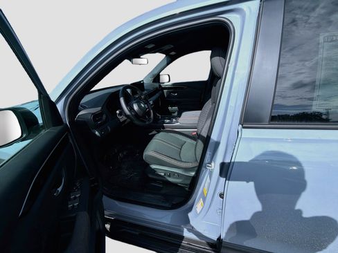 New 2026 Honda Pilot Sport image 17