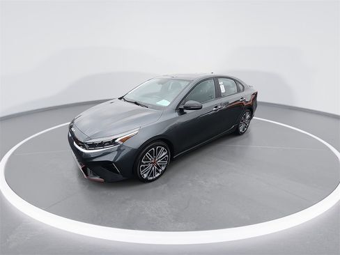 Used 2024 Kia Forte GT image 4