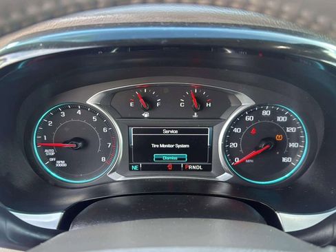 Used 2018 Chevrolet Traverse LT image 10