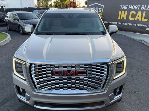 Used 2021 GMC Yukon XL Denali w/ Denali Ultimate Package image 11